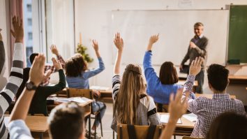 SONDAJ. Educația preocupă 11% dintre români. Președinte Consiliul Elevilor: „Trebuie să vedem ce nu funcționează și ce soluții putem implementa”