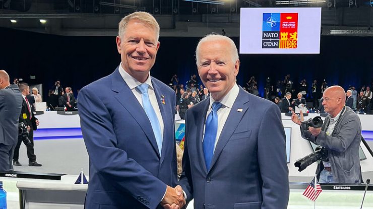 Klaus Iohannis se întâlneşte cu Joe Biden la Casa Albă
