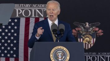 Președintele Joe Biden l-a numit pe Putin „un tiran brutal”, în cadrul ceremoniei Academiei Militare West Point