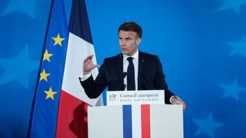 Emmanuel Macron reiterează posibilitatea de a trimite trupe în Ucraina, într-un interviu cu The Economist. Ce spune Președintele francez despre naționaliștii europeni