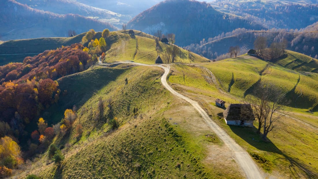 Apusenii sunt în topul drumețiilor din Europa. Traseul este ideal pentru cei care doresc să experimenteze natura sălbatică
