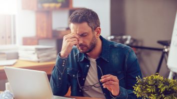 Care sunt principalii factori care duc la „Marea Extenuare”? Expert HR: „Oamenii sunt mult mai extenuați psihic ca până acum”