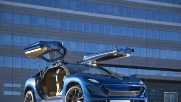 Tu ce conduci azi? Compania de mașini Drako lansează al doilea său model electric, care se intitulează Dragon