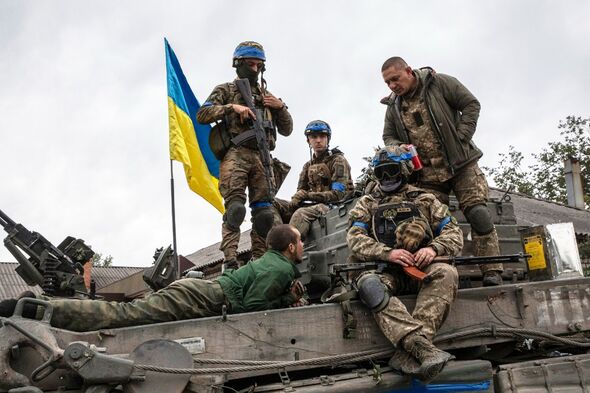 LIVE UPDATE. Război în Ucraina, ziua 825. Kievul lovește un sistem radar de avertizare rapidă la 1.800 de kilometri adâncime în teritoriul Rusiei