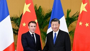 Xi Jinping se va întâlni cu Emmanuel Macron pentru a discuta situația Ucrainei