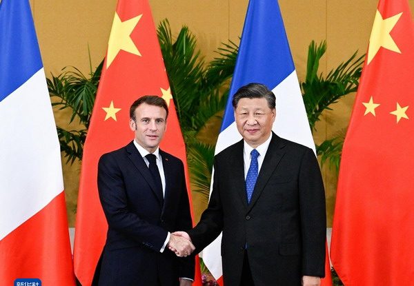 Xi Jinping se va întâlni cu Emmanuel Macron pentru a discuta situația Ucrainei