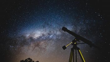 Astăzi este Ziua Internațională a Astronomiei. Ce lucruri noi poți descoperi la AstroFest