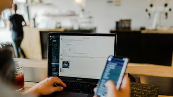 Dopamina crește când ești online. Ce au descoperit cercetătorii de la Oxford Internet Institute