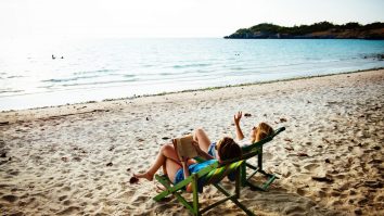 „Quiet Vacationing” este nou trend în rândul angajaților. Ce înseamnă de fapt acesta