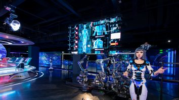 Pregătește China o „invazie” a roboților umanoizi? Un videoclip viral care a „îngrozit” internetul dezvăluie cât de avansați sunt chinezii în A.I. și în tehnologia robotică