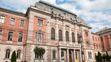 Schimbarea de sex a ajuns în România. Un programator din Cluj a cerut în instanță să devină „femeie”