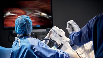 Începe transformarea sistemului medical românesc? Anul acesta, peste 30 de chirurgi vor fi certificați în chirurgia robotică da Vinci