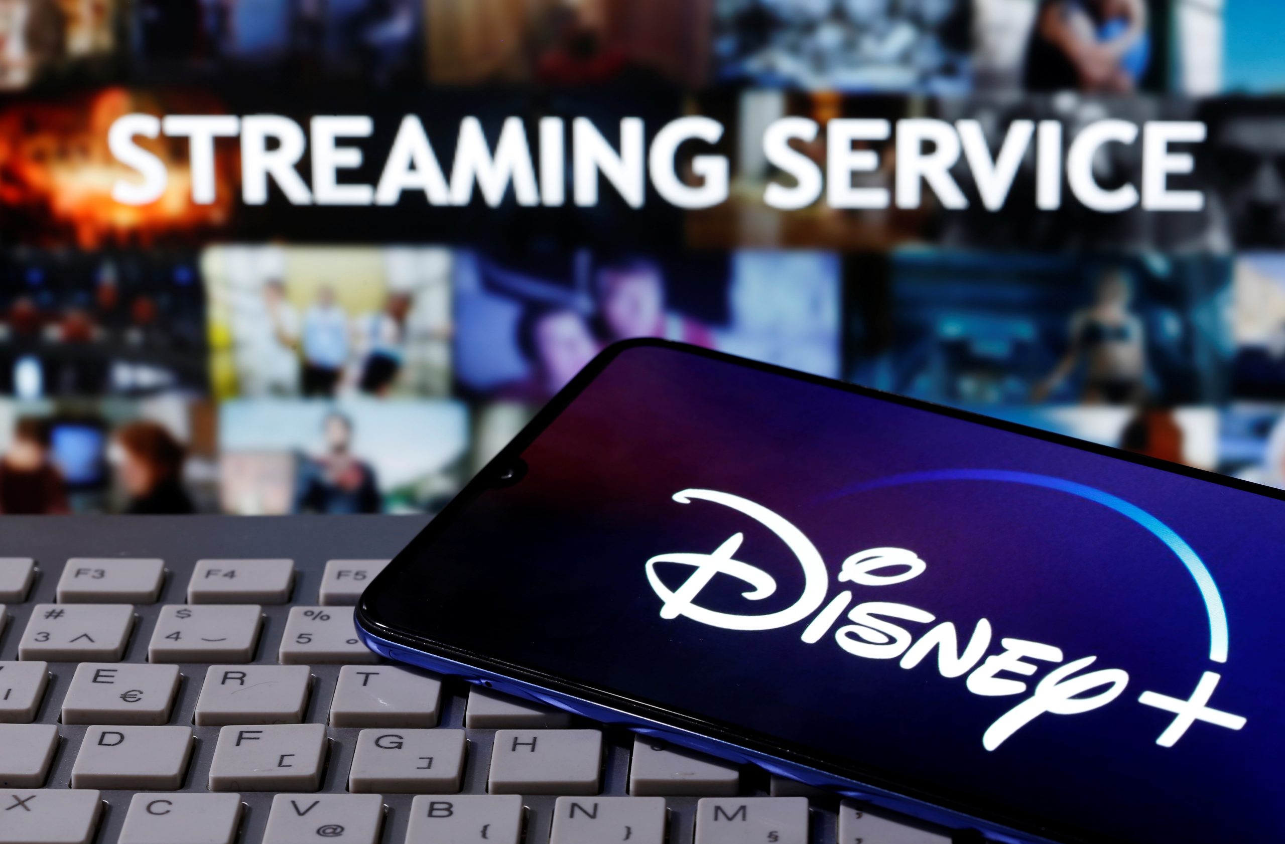 Disney și Warner își vor uni serviciile de streaming. Clienții vor primi un pachet Disney+, Hulu și Max