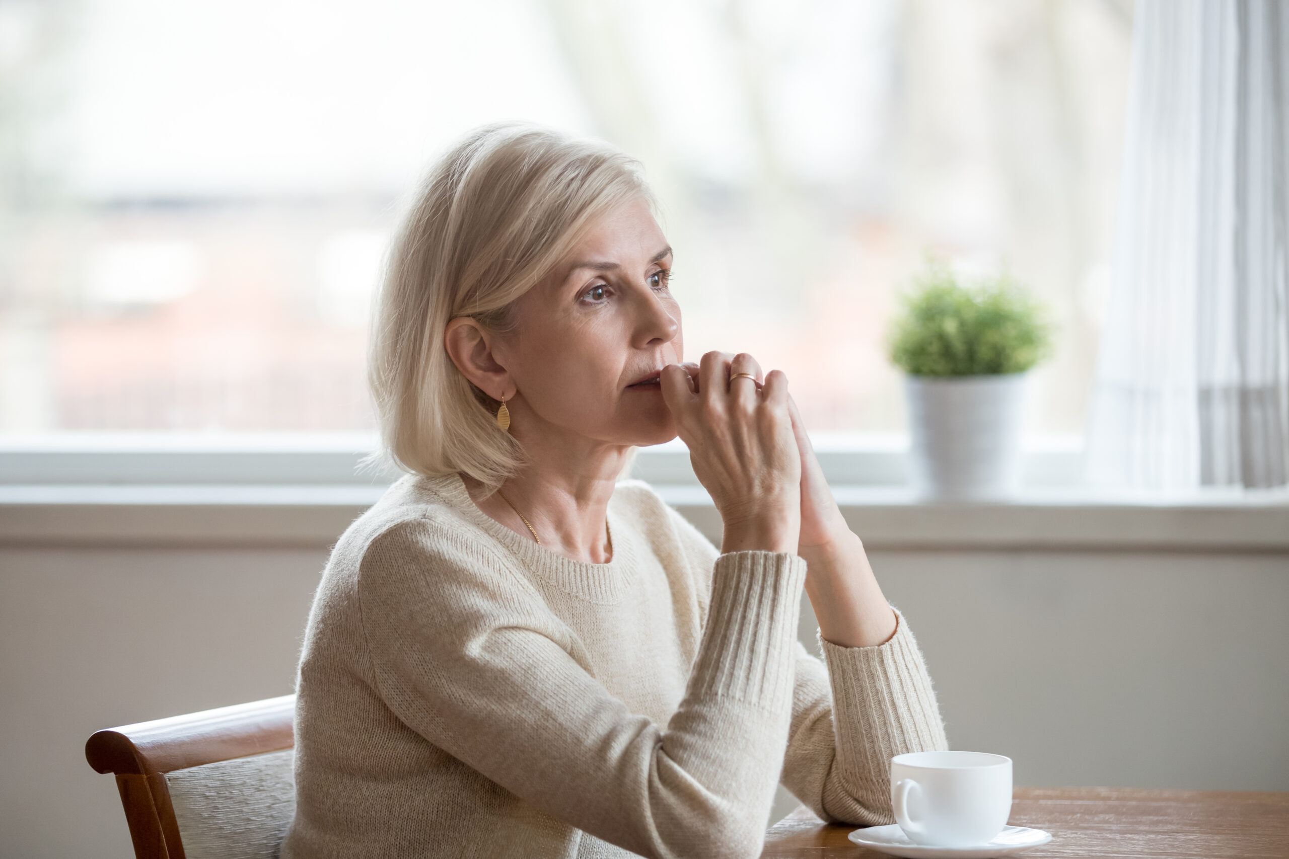 Embracing Menopause: The Truth, Symptoms, And Solutions – A Comprehensive Guide