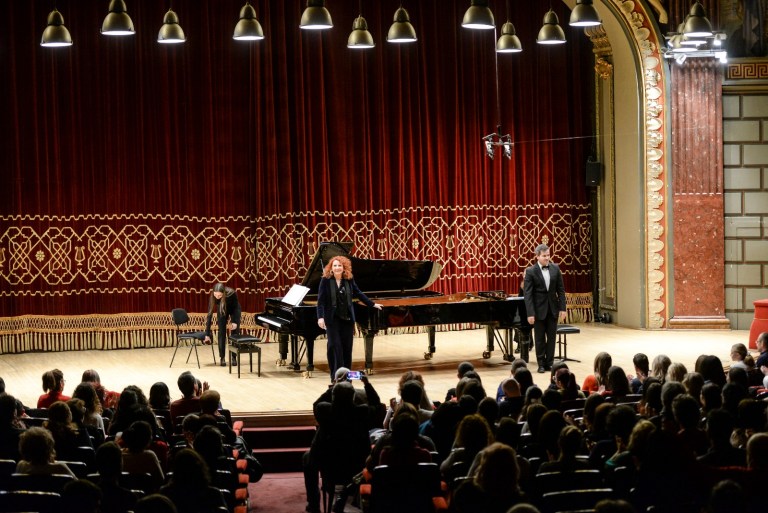 Cea de-a șaptea ediție a „Hoinar Festival”, care îmbină teatrul cu multimedia și muzica clasică, revine la București în perioada 10-14 mai