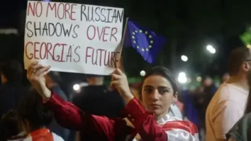 Putin extinde războiul hibrid. Georgia este într-un punct de cotitură, între revoluție și represiune