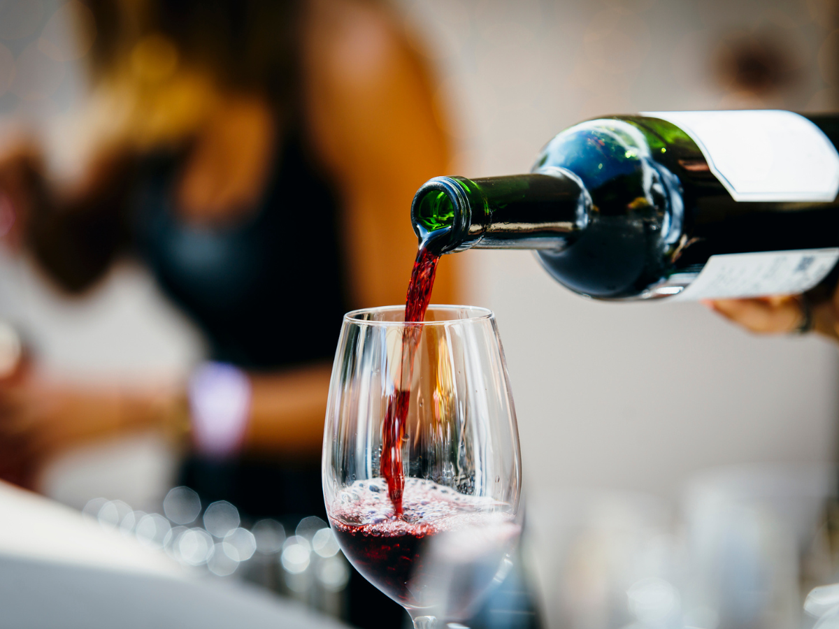 Cum arată luxul în era A.I.? Moet Hennessy a lansat un somelier personal, numit Divine