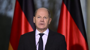 Liderul opoziției de centru-dreapta din Germania cere organizarea imediată a unui vot după prăbușirea coaliției de guvernare a lui Scholz