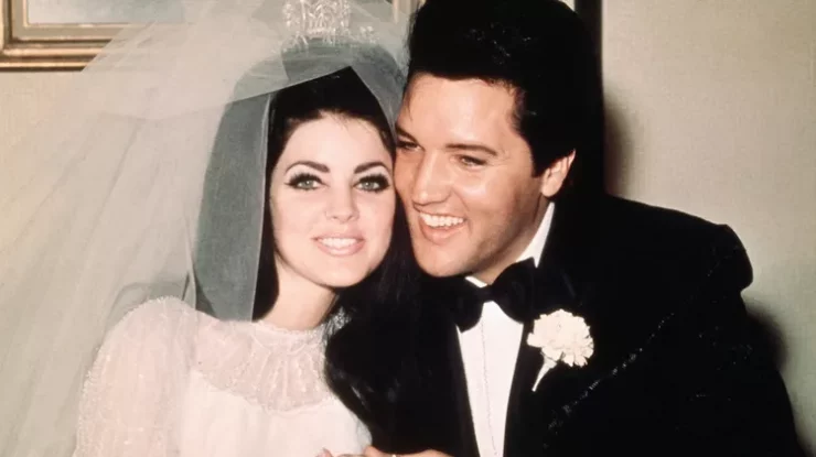 FOTO. Priscilla Presley și-a cumpărat rochia de mireasă, dezghiată, împreună cu un logodnic fals. Cum și-a ales actrița ținuta pentru ziua cea mare