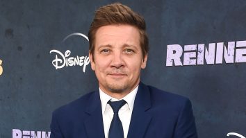 Jeremy Renner urmează să joace în primul său film de când a fost grav rănit într-un accident cu plugul de zăpadă
