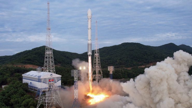 Coreea de Nord se pregătește să lanseze pe orbită un nou satelit spion militar și are o fereastră pentru lansare de opt zile