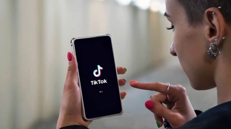 Gen Z organizează petreceri PowerPoint. De unde a pornit trendul de pe TikTok