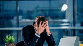 A.I.-ul duce și la burnout. 96% dintre șefii executivi se așteptau la o creștere a nivelului de productivitate datorită Inteligenței Artificiale