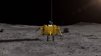 China aterizează nava spațială Chang’e-6 pe partea îndepărtată a Lunii, în cadrul unei misiuni care va aduce mostre pentru prima dată