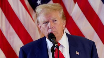 Trump e susținut în continuare. Campania electorală a fostului președinte SUA strânge donații record de 53 de milioane de dolari