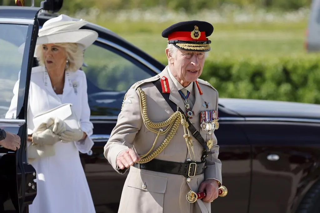 Aliații din al Doilea Război Mondial se reunesc azi pentru a celebra 80 de ani de la debarcarea din Normandia. Emmanuel Macron a fost alături de Regele Charles pe plaja pe care au debarcat britanicii