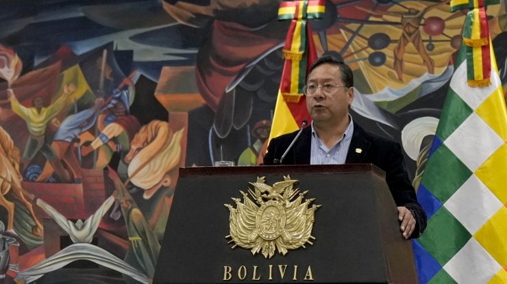 Președintele Boliviei este acuzat că și-a organizat singur lovitură de stat pentru a-și crește popularitatea