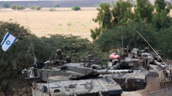 Cât de pregătit este Israelul să lupte pe două fronturi? Hamas nu vrea să elibereze ostatici, iar Hezbollah lansează tot mai multe rachete