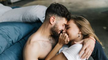 Sexul te face să strălucești. Medic dermatolog: „Orgasmele cresc fluxul sanguin”