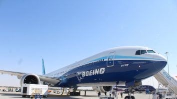 Boeing își va reduce forța de muncă cu o zecime. Compania desființează 17.000 de locuri de muncă