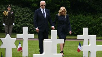 Joe Biden își continuă vizita în Franța. Președintele american participă la o nouă ceremonie, în Calvados