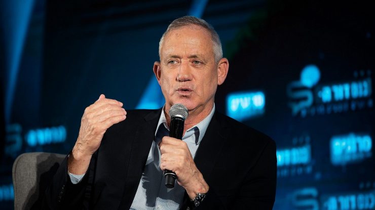 Ministrul israelian Benny Gantz demisionează din cabinetul de război, o lovitură pentru Netanyahu