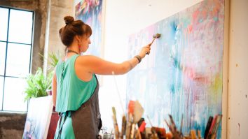 Cum te ajută Inteligența Artificială ca artist? Expert: „A.I.-ul schimbă paradigma iar noi trebuie să ne adaptăm la inovație”