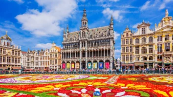 Unde mergi în vacanța vara asta? Destinațiile celebre din Europa pierd teren în fața orașelor mai răcoroase