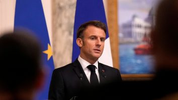Emmanuel Macron cere încetarea imediată a războiului din Fâșia Gaza