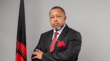 Vicepreședintele Malawi, Dr. Saulos Chilima și alte 9 persoane au murit într-un accident de avion după ce aeronava a dispărut deasupra unei păduri de munte