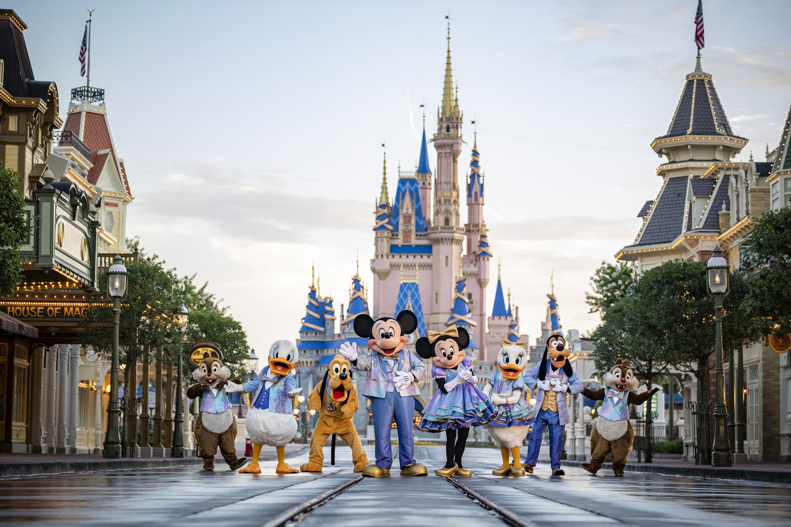 Disney investește 17 miliarde de dolari pentru dezvoltarea parcului din Florida. La ce înțelegere a ajuns grupul cu guvernatorul Ron DeSantis