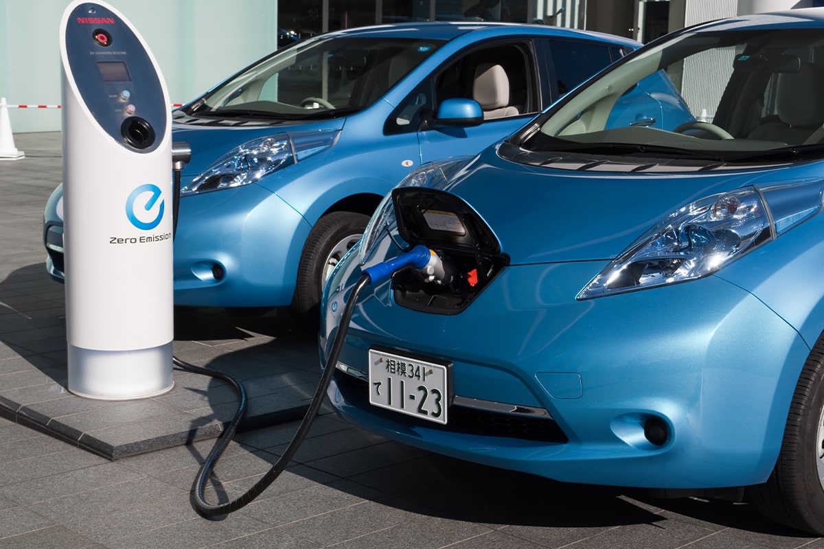 China și UE vor purta discuții privind tarifele pentru automobilele electrice. Cât ar putea costa un EV