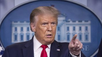 Donald Trump s-a alăturat aplicației TikTok, pe care cândva a încercat să o interzică