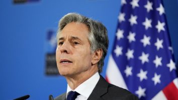 Antony Blinken vizitează azi Egiptul şi Israelul pentru a încerca o încetare a focului în Gaza