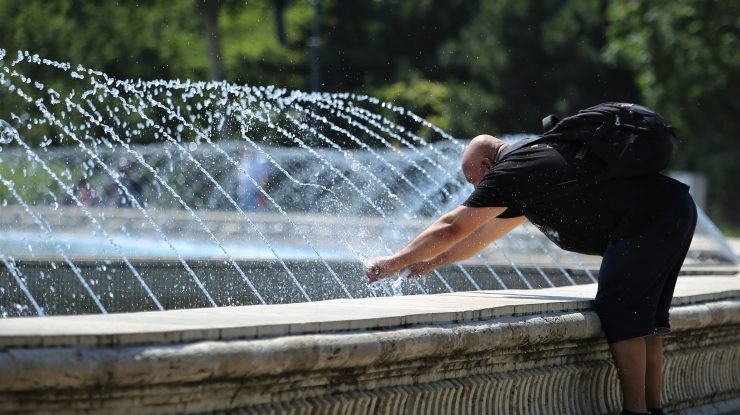 Prognoză specială pentru Capitală. Vremea devine caniculară, cu temperaturi de 35 de grade