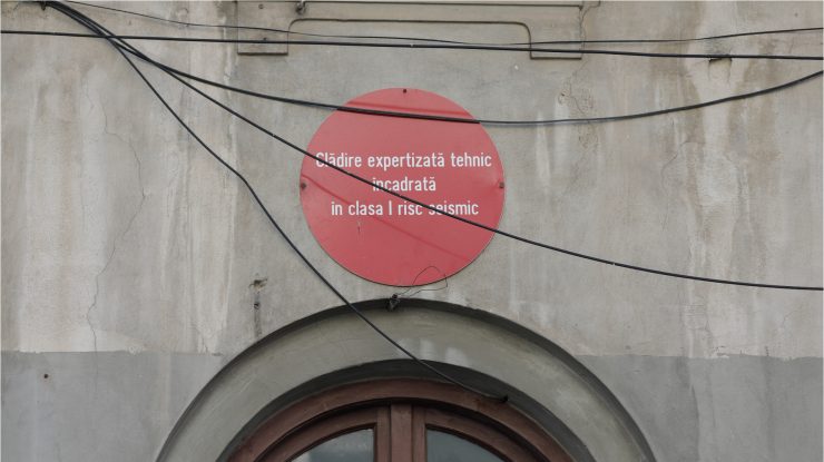 Peste 270.000 de elevi învață în clădiri cu risc seismic ridicat și mai mult de 2 milioane în școli expuse unui nivel de hazard seismic mediu