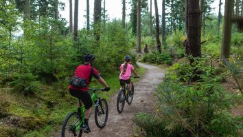 Unde mergi azi? Poți să îți descoperi țara printr-un traseu pe bicicletă