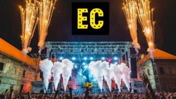 Organizatorii Electric Castle lansează o nouă provocare: mulgi o vacă şi primeşti abonament pe viaţă