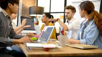 Băncile europene se tem de Inteligența Artificială. Analist: „Inovația în IT este mai încurajată în SUA decât în UE”