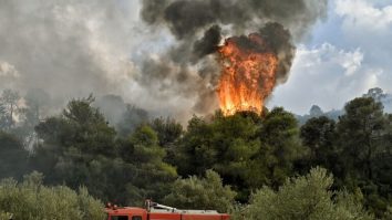 ANM a emis o avertizare de călătorie pentru Grecia. Riscul de incendii este mare în mai multe zone din țară
